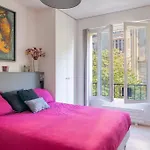 Mozart : 2 Bedroom With A Piano