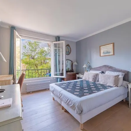 Apartment Mozart : 2 Bedroom With A Piano *